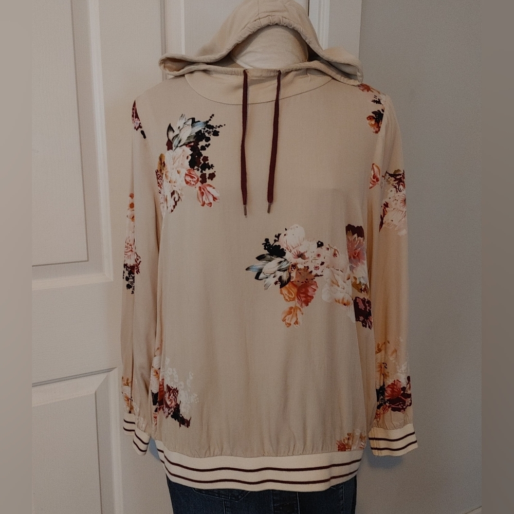 Womens Soulmate Floral Hoodie Top